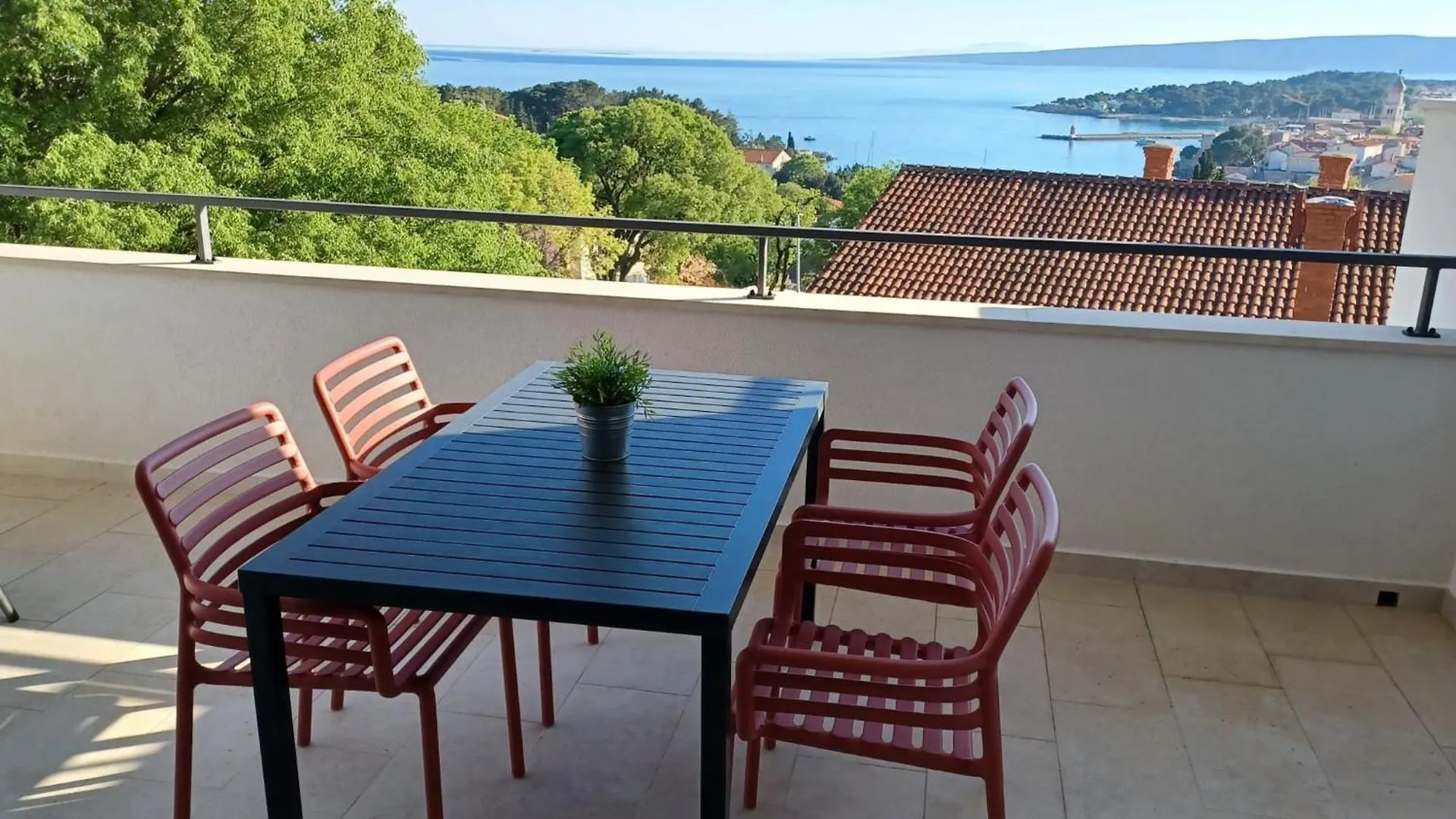 Sea View Apartments Ivana Krk Town